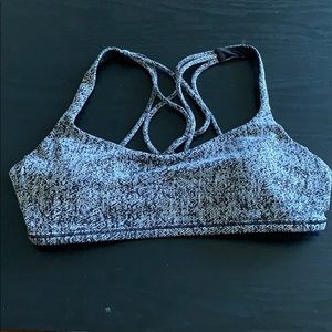 Iululemon strapping sports bra size 12
